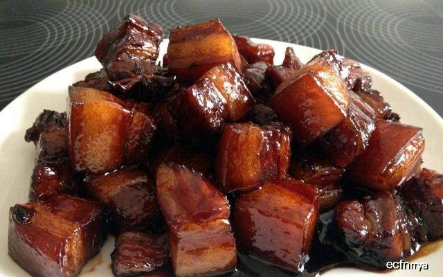 家庭版红烧肉做法教程，让爱与美味在餐桌上交融